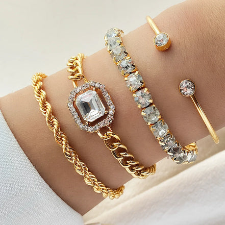 Lonara Armband-Set – Vierteiliges Set aus verstellbaren Metallarmbändern