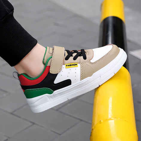 Tavero Kinder Sneaker Unisex mit Klettverschluss und PU-Obermaterial