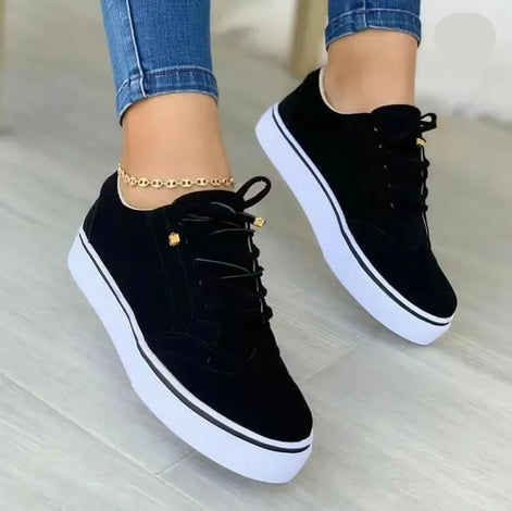 Alveria Damen Sneaker mit Schnürung
