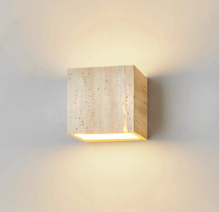 Kaivo Wandleuchte aus Stein – Japanisch inspiriertes Design