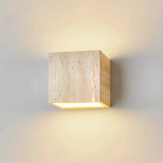 Kaivo Wandleuchte aus Stein – Japanisch inspiriertes Design