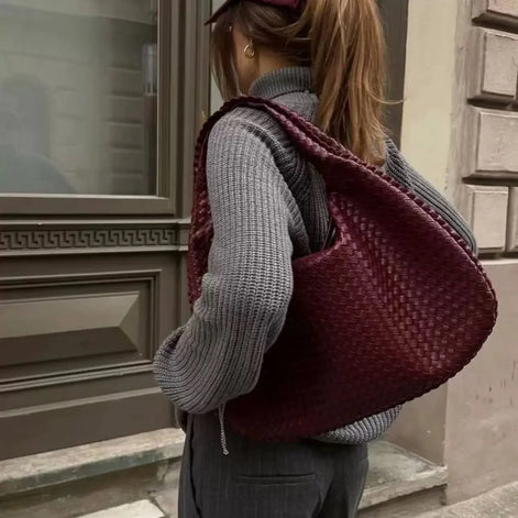 Geflochtene Damen Schultertasche aus Kunstleder – Velmira