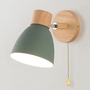 Skandinavische Wandlampe Nordelia aus Holz für gemütliche Räume