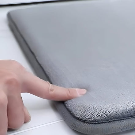 Super Absorbing Velvet Anti-Slip Bath Mat – Cozy Comfort for Safe Steps 8