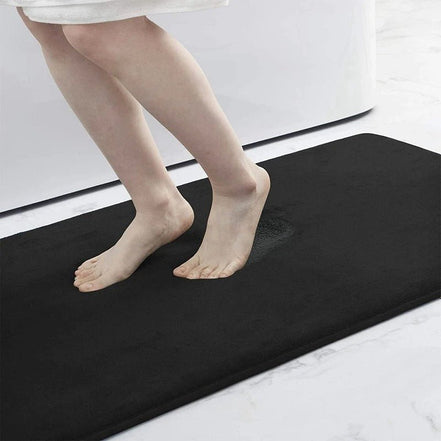 Super Absorbing Velvet Anti-Slip Bath Mat – Cozy Comfort for Safe Steps 9