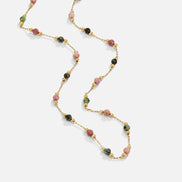 Trivella Damen Halskette mit dreireihigem Design und Perlendetails