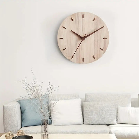 Valnera Nordische Wanduhr aus Walnussholz – Zeitloses Design für moderne Räume