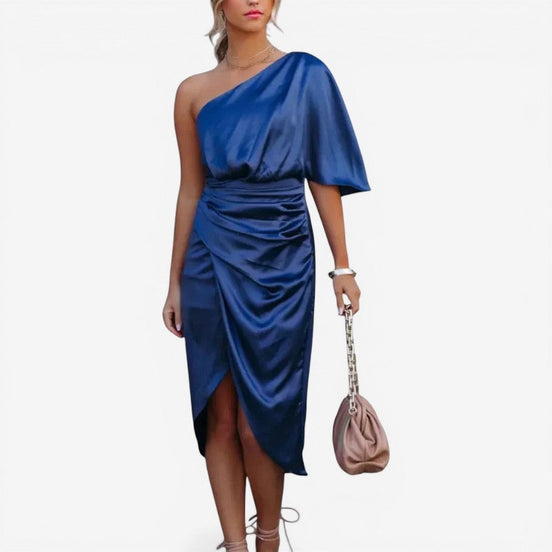 Velmira Kleid – Damen One-Shoulder Kleid mit Schlitz und Wickeloptik aus Polyester