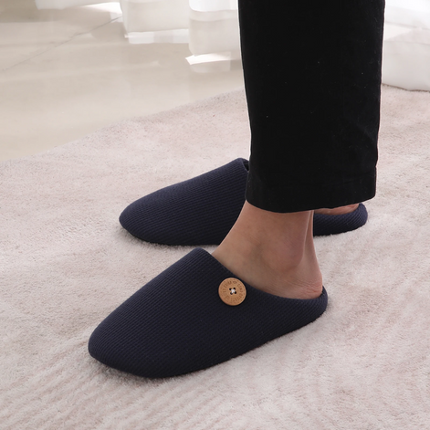Weiche Hausschuhe mit Memory Foam und Plüschfutter – Velmella