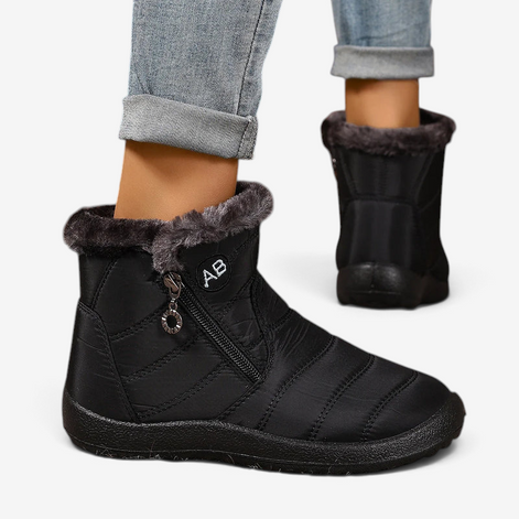 Winterstiefel mit seitlichem Reißverschluss und Profilsohle – Arvenza