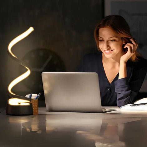 Zenvira Tischleuchte mit Spiraldesign und dimmbarer LED-Beleuchtung