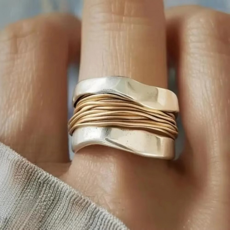 Twynora Damenring mit zweifarbigem Spiraldesign