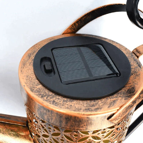 Solar-Gartenleuchte im Gießkannen-Design mit Lichteffekt
