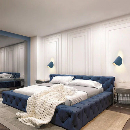 LumiGlow LED-Wandleuchte mit Farbwechsel und modernem Design