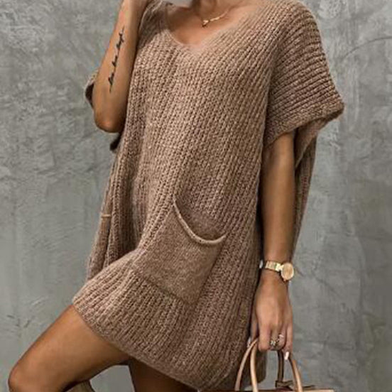 Virella Damenkleid mit V-Ausschnitt und Fronttaschen