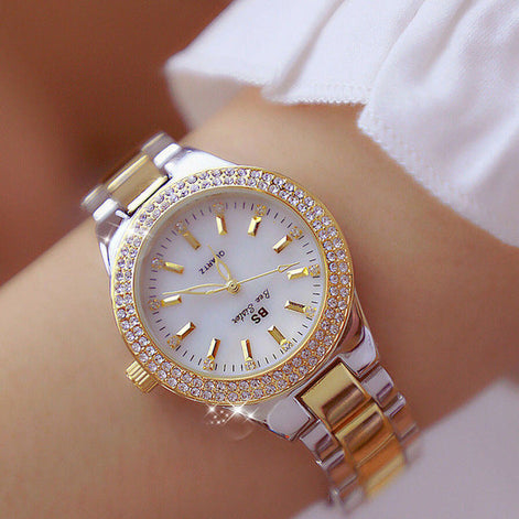 Damen Armbanduhr mit Quarzwerk und verdecktem Verschluss